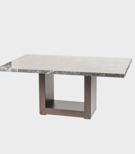 Mesa de comedor moderna con top de mármol gris y base metálica en forma de rectángulo. Diseño elegante y funcional, ideal para espacios contemporáneos. Perfecta para reuniones y cenas elegantes.