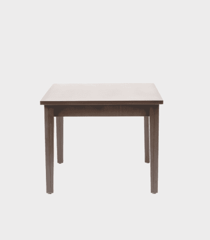 Mesa de madera para estudio o comedor, con diseño sencillo y moderna. Perfecta para oficinas, hogares o salas de reuniones, combinando funcionalidad y estética. Zona Muebles, mobiliario de calidad.