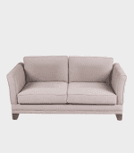 Sofá beige de tela, sillones cómodos con patas de madera, muebles de Zona Muebles para decoración y sala de estar.