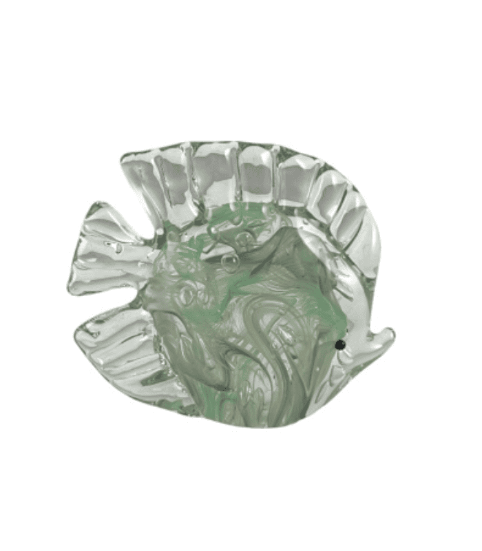 Diseño sin título (25) Cristalería decorativa en forma de pez con diseño de vidrio soplado y detalles en tonos verdes y transparentes. Ideal para decorar espacios modernos y elegantes en el hogar u oficina.