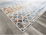 Suelo de madera con alfombra moderna de colores cálidos y fríos en tonos naranjas, azules y beige, que combina bien con mobiliario de oficina y decoración.