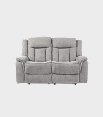 Sofá gris de tela con diseño cómodo y moderno, ideal para sala de estar o zona de descanso.
