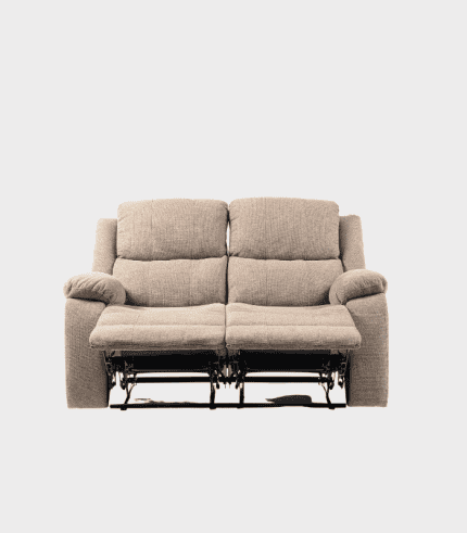 Sofá cama en color gris claro, con asientos cómodos y estructura metálica para convertirlo en cama, ideal para zonas de descanso y decoración en zonas de muebles.
