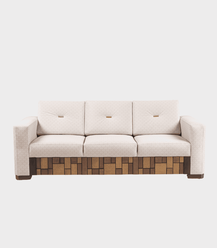 Diseño de sofá de zona muebles en tonos beig, con estructura de madera visible en la base, ideal para decoración moderna y sillones cómodos.