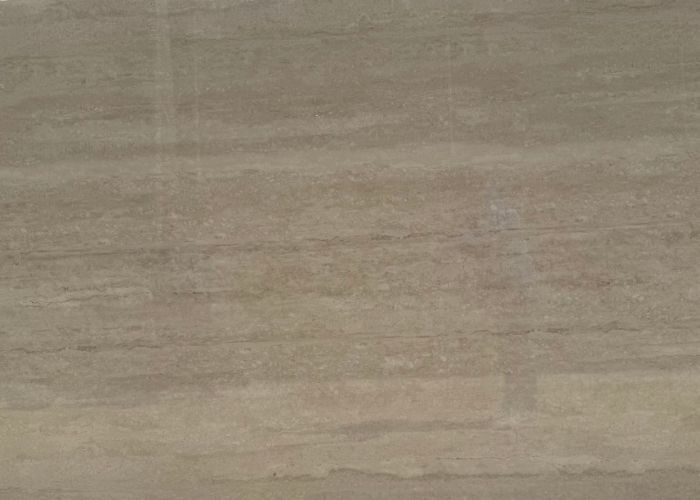 Suelo de madera en tonos beige y marrón claro, ideal para mobiliario y decoración del hogar.