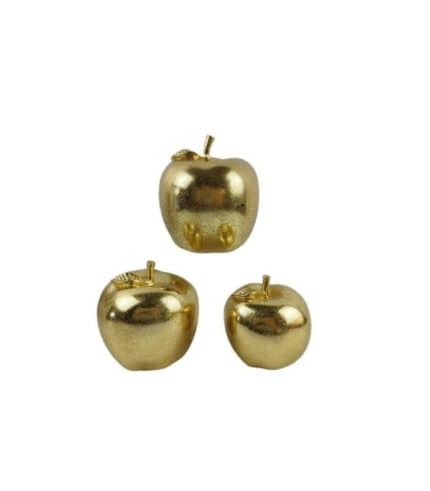 Brillo dorado en manzanas decorativas de metal para muebles y accesorios de decoración moderna. Diseño elegante y llamativo para complementar cualquier espacio.